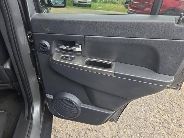 Photo of 2012 Mineral Gray Metallic Clearcoat Jeep Liberty