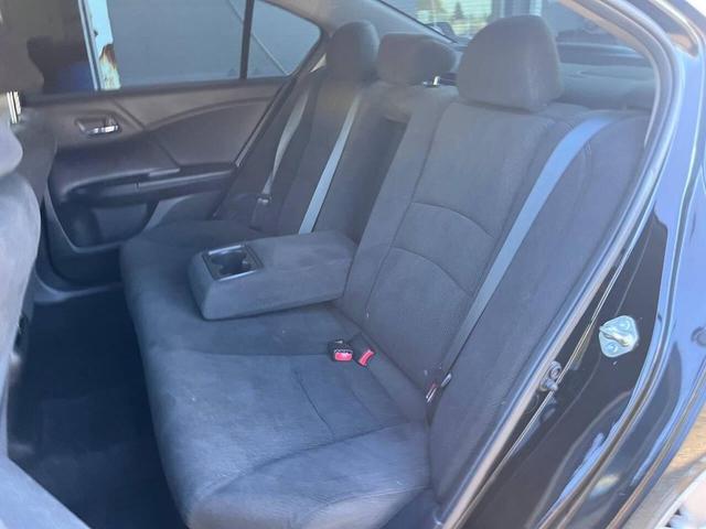 Photo of 2015 Crystal Black Pearl Honda Accord
