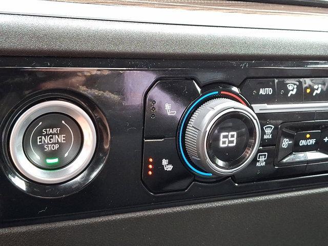 Photo of 2022 Black Chevrolet Silverado 1500