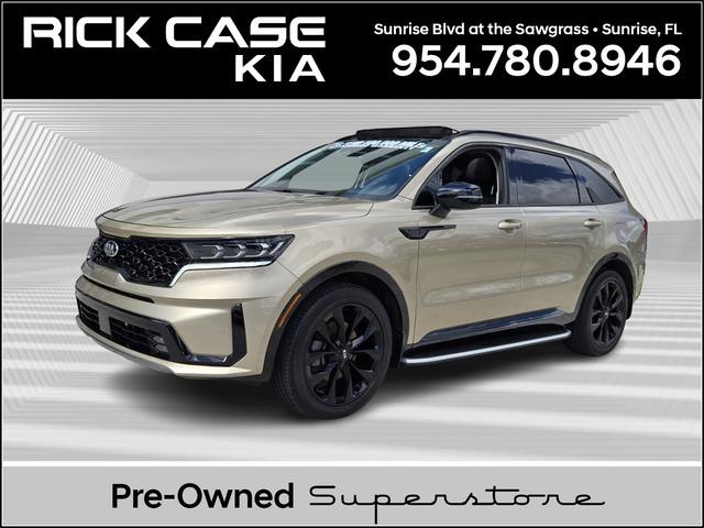 Photo of 2021 Crystal Beige Kia Sorento
