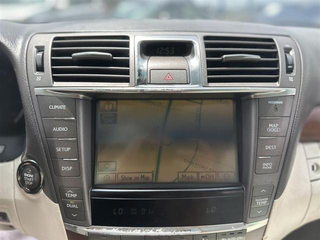 Photo of 2012 Gray Lexus LS 460