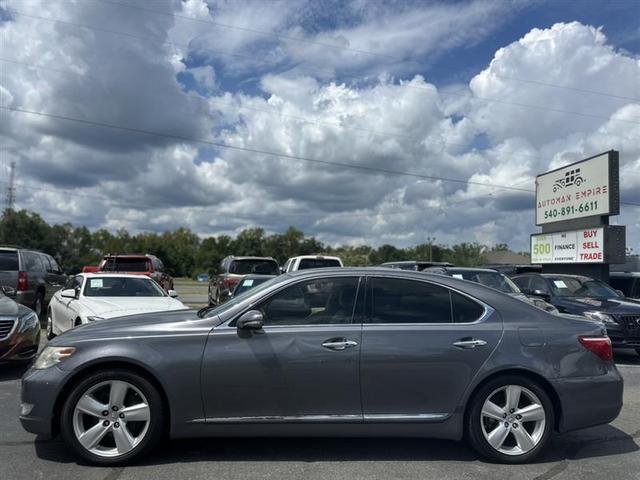 Photo of 2012 Gray Lexus LS 460