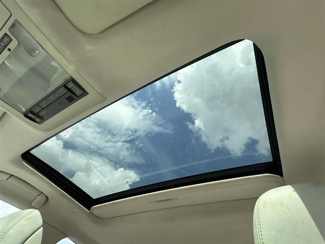 Photo of 2012 Gray Lexus LS 460