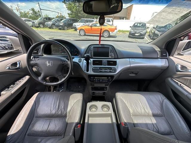 Photo of 2009 Silver Honda Odyssey
