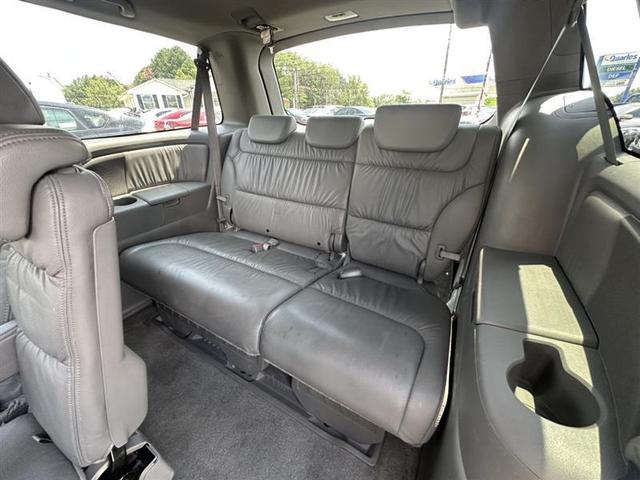 Photo of 2009 Silver Honda Odyssey