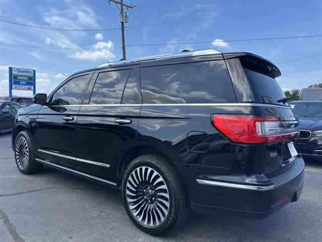 Photo of 2018 Black Lincoln Navigator