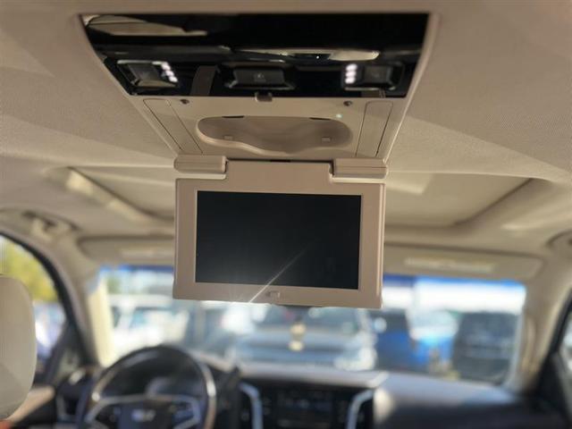 Photo of 2016 Off White Cadillac Escalade ESV