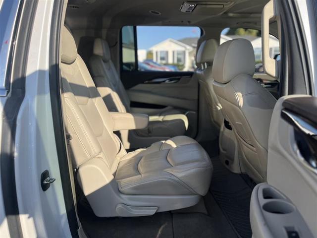 Photo of 2016 Off White Cadillac Escalade ESV