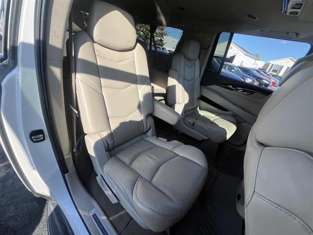 Photo of 2016 Off White Cadillac Escalade ESV