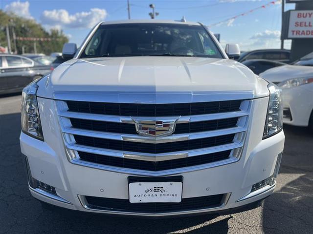 Photo of 2016 Off White Cadillac Escalade ESV
