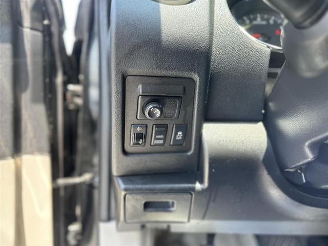 Photo of 2012 Super Black Nissan Rogue