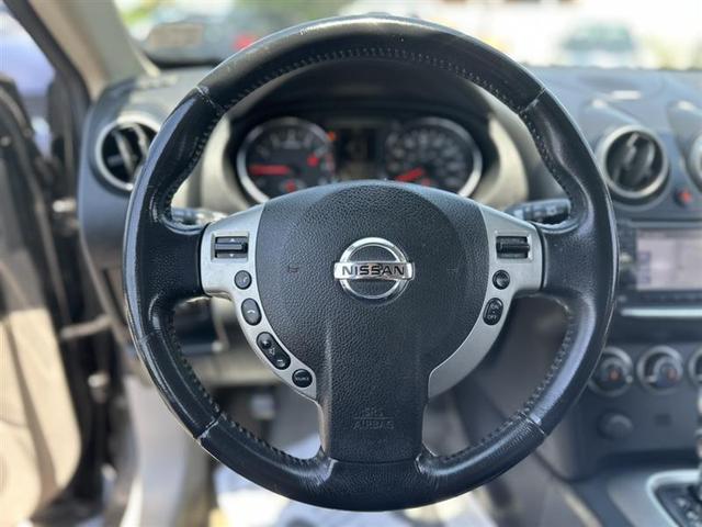 Photo of 2012 Super Black Nissan Rogue