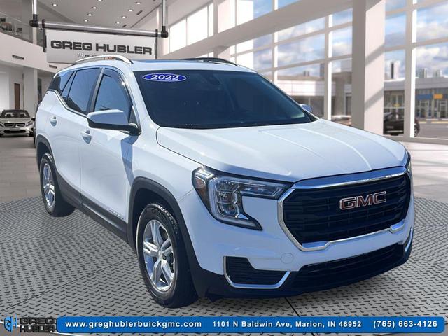 Photo of 2022 Summit White GMC Terrain