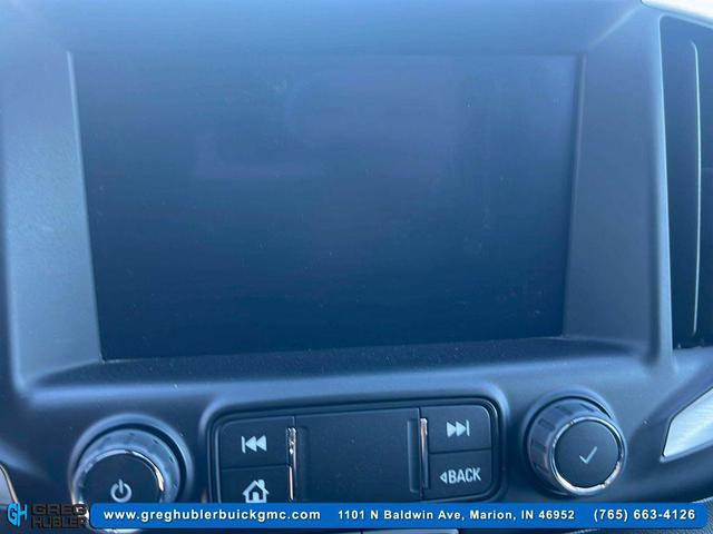 Photo of 2022 Summit White GMC Terrain