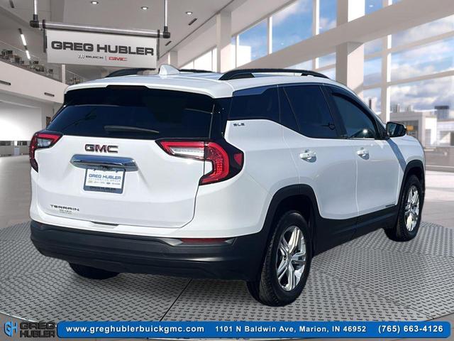 Photo of 2022 Summit White GMC Terrain