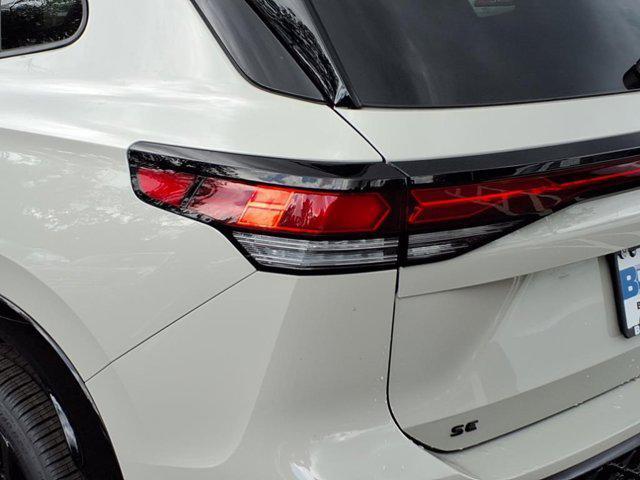 Photo of 2025 Platinum Gray Metallic Volkswagen Tiguan