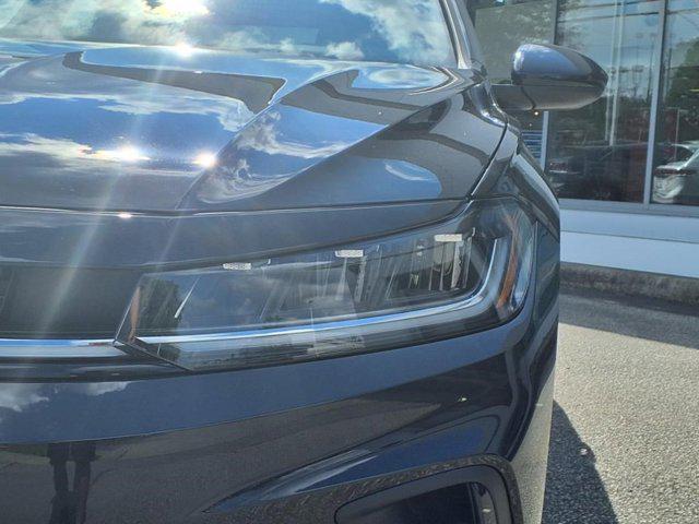 Photo of 2025 Black Pearl Volkswagen Jetta