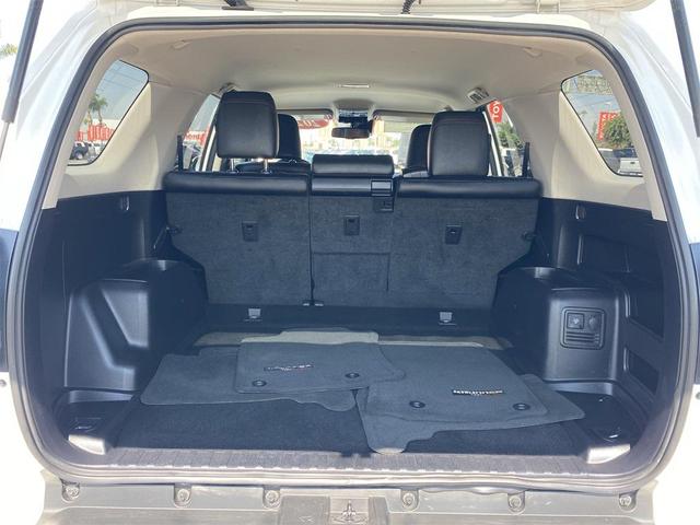 Photo of 2022 White Toyota 4Runner