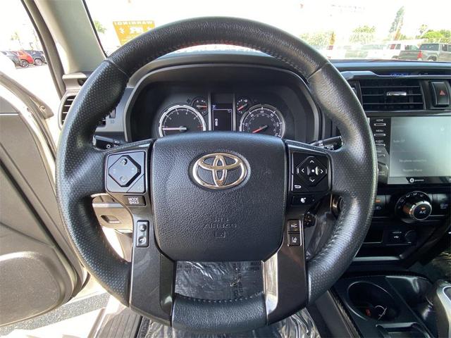 Photo of 2022 White Toyota 4Runner