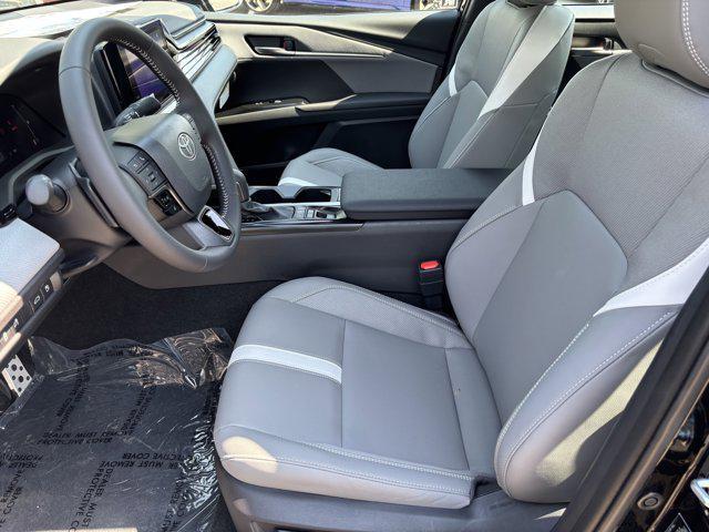 Photo of 2025 Midnight Black Metallic Toyota Camry