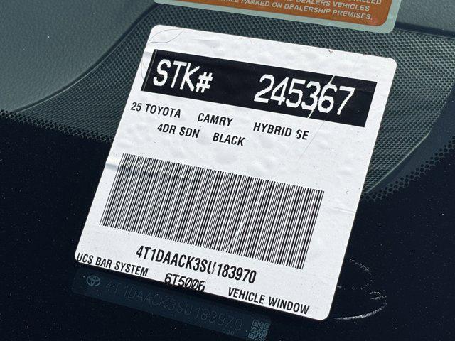 Photo of 2025 Midnight Black Metallic Toyota Camry