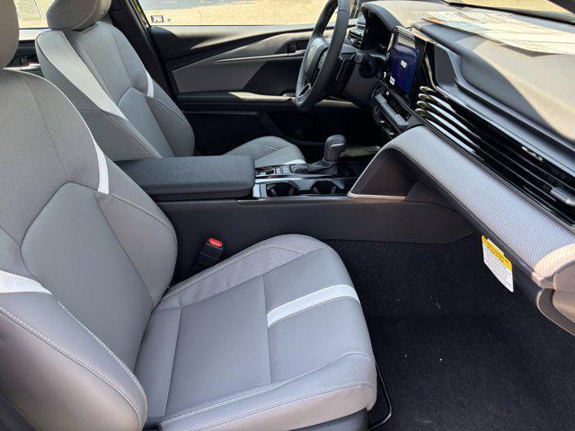 Photo of 2025 Midnight Black Metallic Toyota Camry