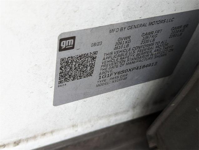 Photo of 2023 Summit White Chevrolet Bolt EUV