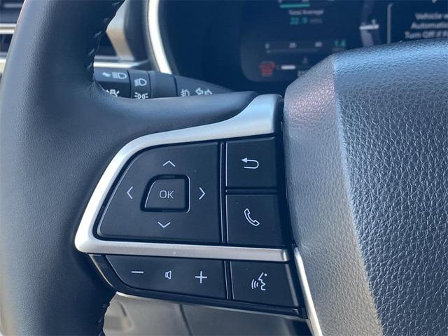 Photo of 2024 Moon Dust Toyota Highlander