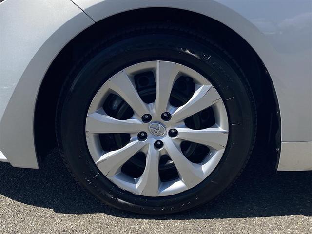Photo of 2024 Classic Silver Metallic Toyota Corolla