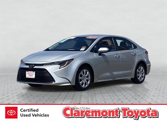 Photo of 2024 Classic Silver Metallic Toyota Corolla