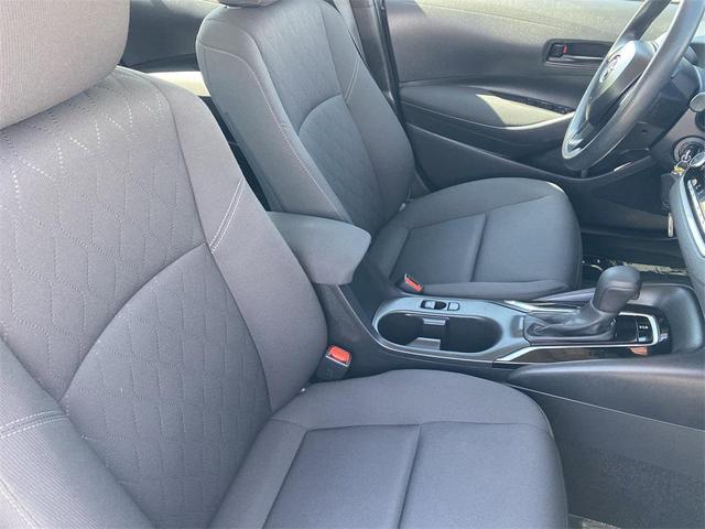Photo of 2024 Classic Silver Metallic Toyota Corolla