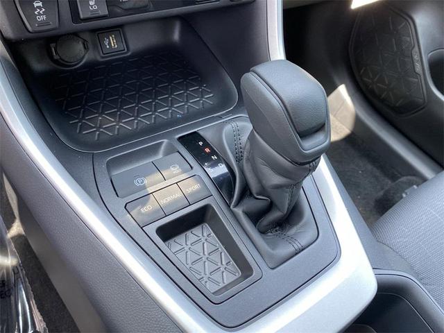 Photo of 2025 Magnetic Gray Metallic Toyota RAV4