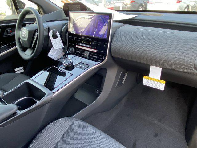 Photo of 2025 Elemental Silver Metallic Toyota bZ4X
