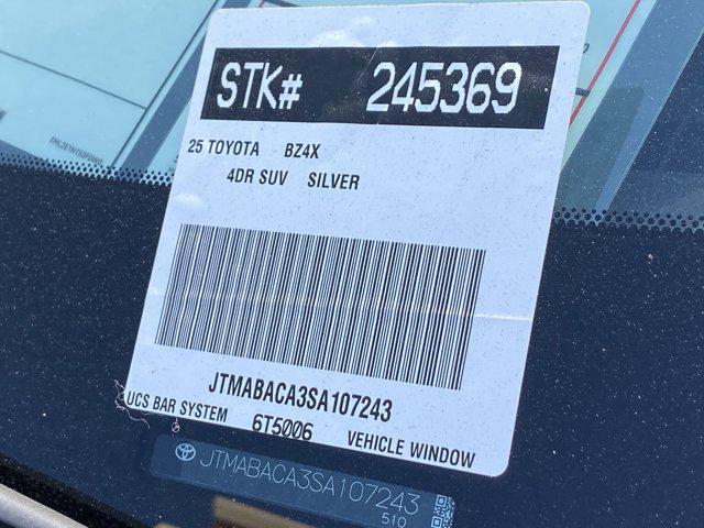 Photo of 2025 Elemental Silver Metallic Toyota bZ4X