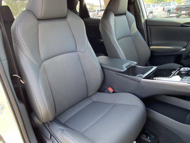 Photo of 2025 Elemental Silver Metallic Toyota bZ4X