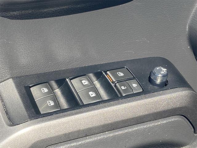 Photo of 2023 Ice Cap Toyota Tacoma