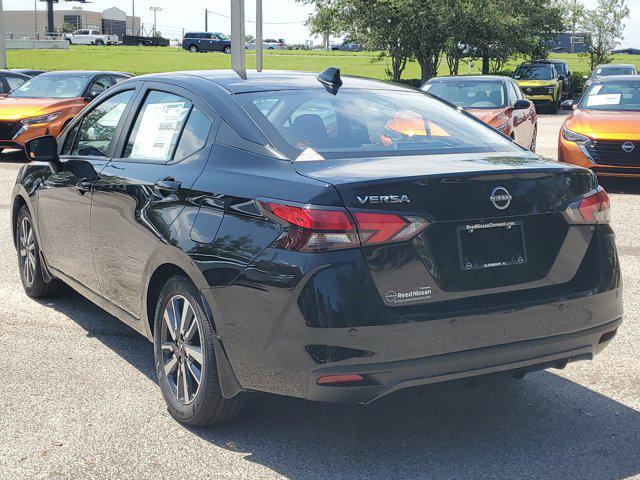 Photo of 2025 Super Black Nissan Versa