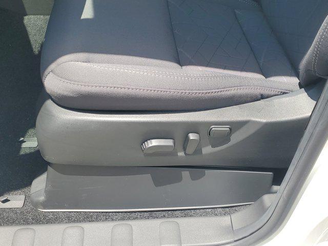 Photo of 2025 Glacier White Nissan Frontier