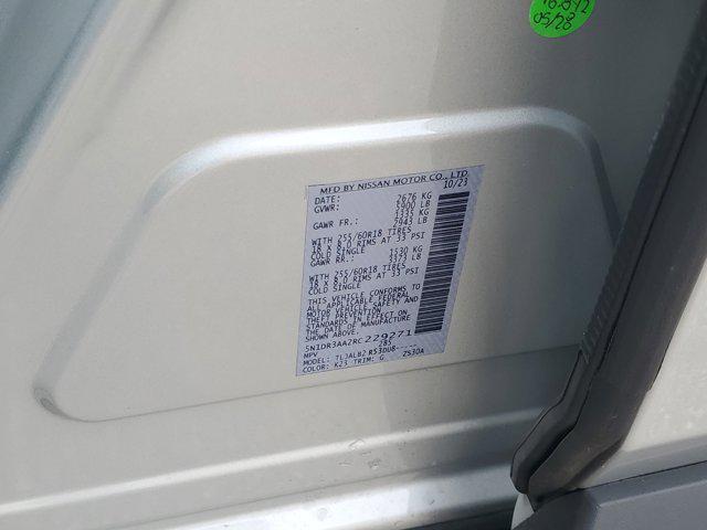 Photo of 2024 Brilliant Silver Metallic Nissan Pathfinder