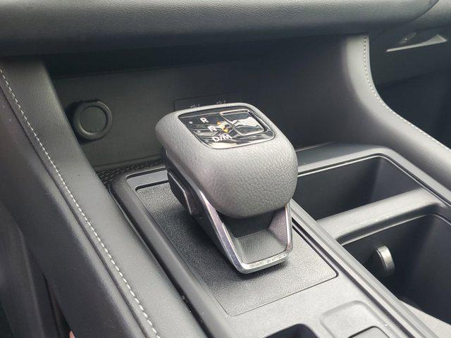 Photo of 2024 Brilliant Silver Metallic Nissan Pathfinder