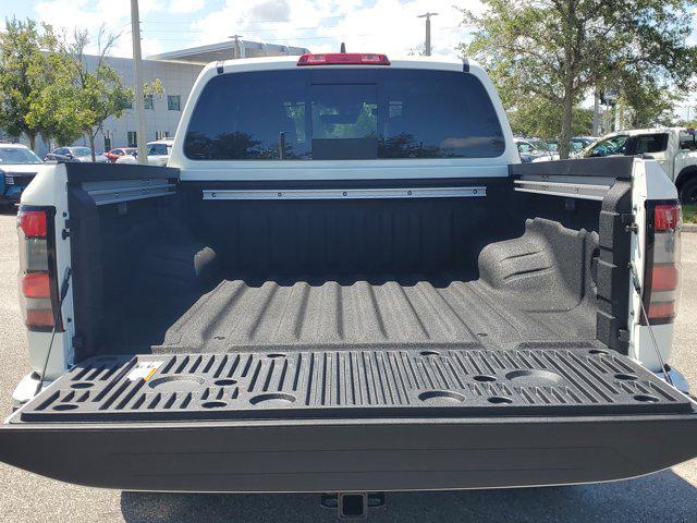 Photo of 2025 Glacier White Nissan Frontier