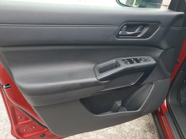 Photo of 2023 Scarlet Ember Tintcoat Nissan Pathfinder