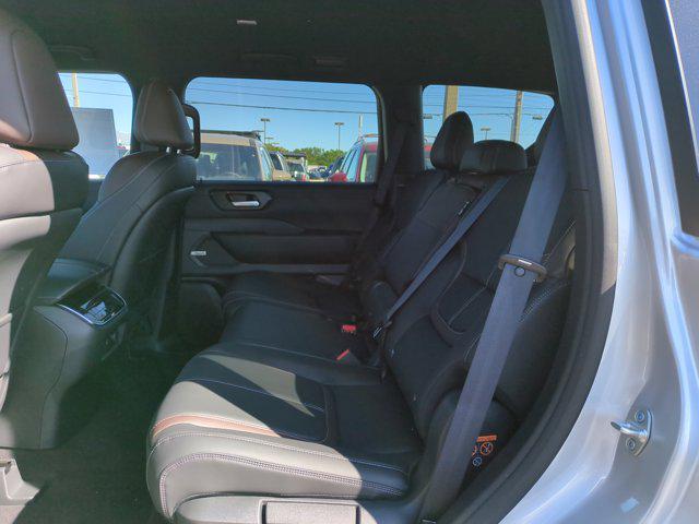Photo of 2025 Brilliant Silver Metallic Nissan Armada
