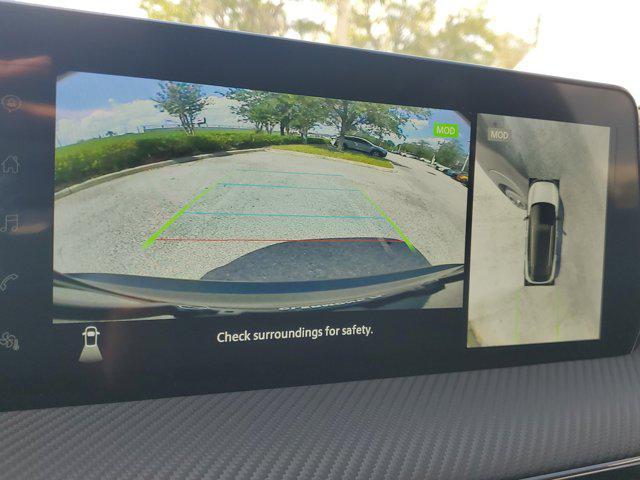 Photo of 2025 Super Black Nissan Kicks
