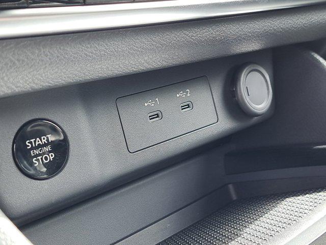 Photo of 2025 Gun Metallic Nissan Rogue