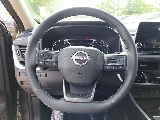 Photo of 2025 Gun Metallic Nissan Rogue