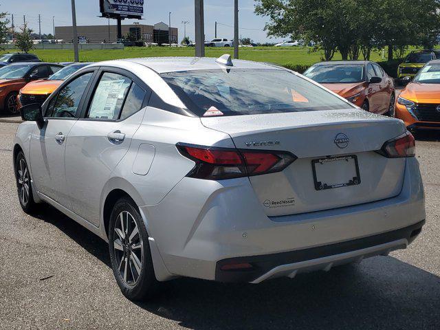 Photo of 2025 Brilliant Silver Metallic Nissan Versa