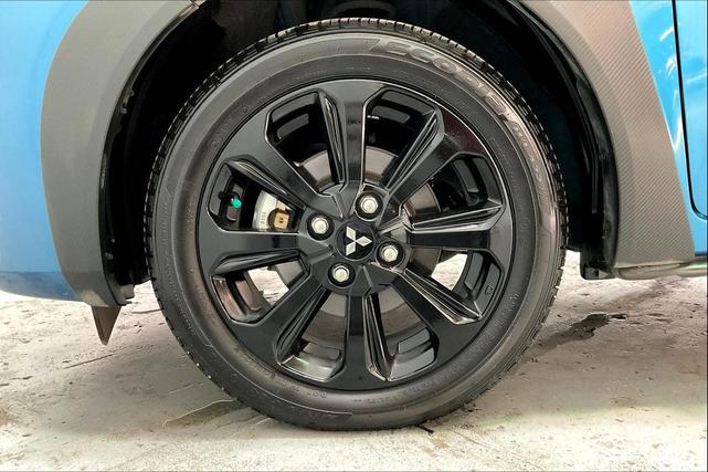 Photo of 2024 Sapphire Blue Metallic w/Black Roof Mitsubishi Mirage
