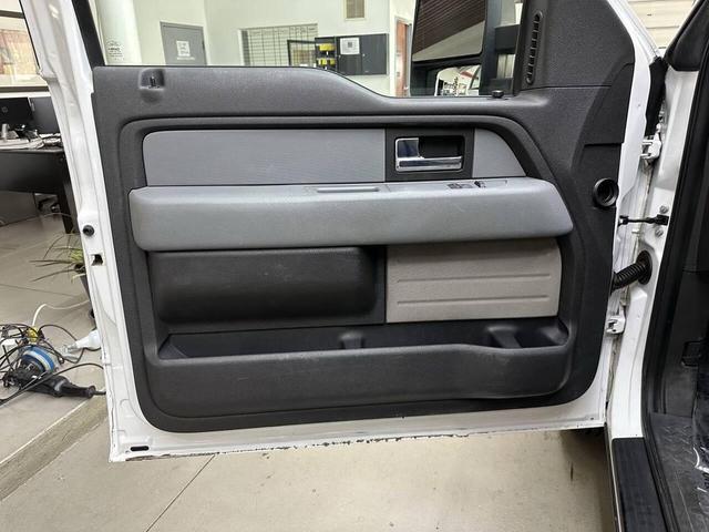 Photo of 2012 Oxford White Ford F-150