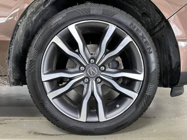 Photo of 2019 Canyon Bronze Metallic Acura MDX